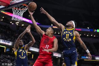 在球场上的 在球场上的