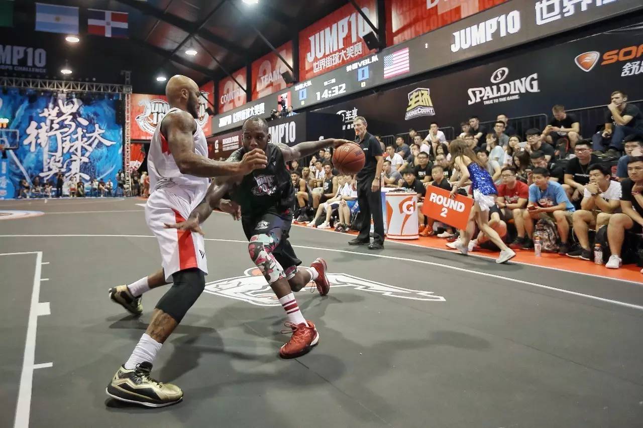 相比之下 相比之下